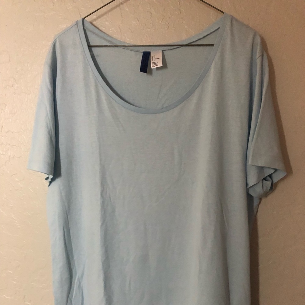 Men’s blue Tshirt
